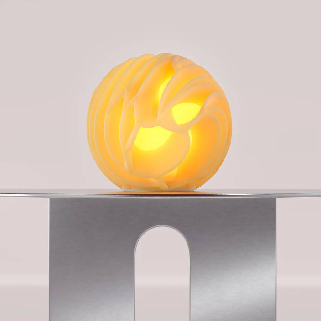 O6 Lava Sculpted Lamp