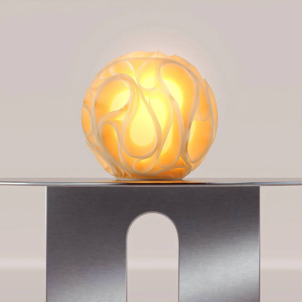 O1 Gravity Sculpted Lamp