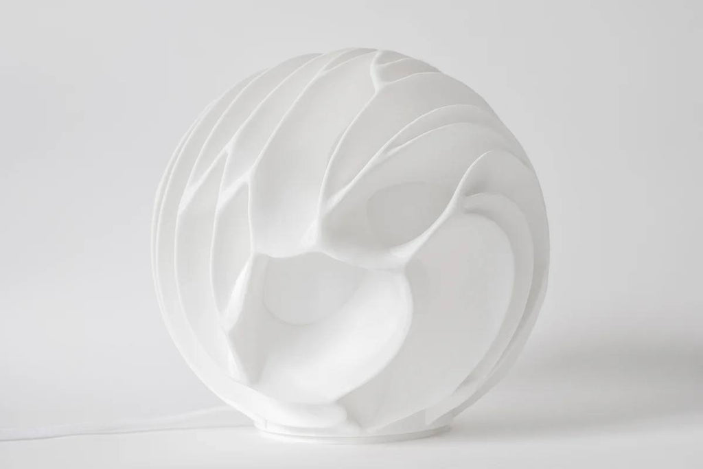 O6 Lava Sculpted Lamp